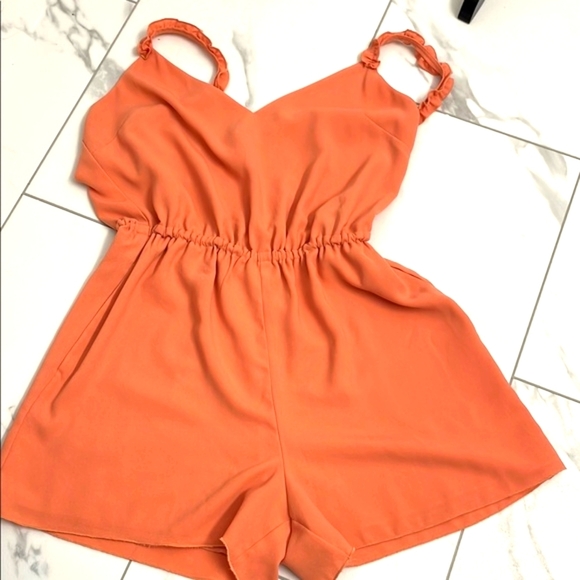 Wilfred Melodie Romper Shorts Size S Ruffles Lined V Neckline Tawny Orange - Picture 12 of 13